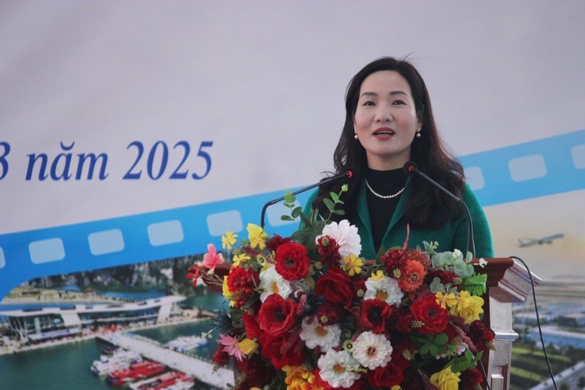 Phó Chủ tịch UBND tỉnh Quảng Ninh Nguyễn Thị Hạnh phát biểu tại lễ khai trương các hành trình tham quan vịnh Bái Tử Long