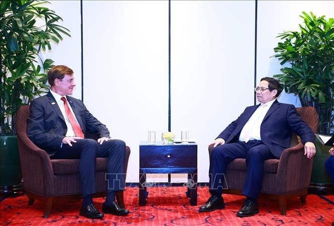 Thủ tướng Phạm Minh Chính tiếp Chủ tịch kiêm Tổng Giám đốc Tập đoàn Embraer Francisco Gomes Neto. Ảnh: Dương Giang/TTXVN