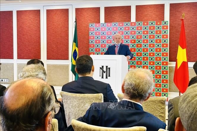 Tổng thống Luiz Inácio Lula da Silva phát biểu tại họp báo.