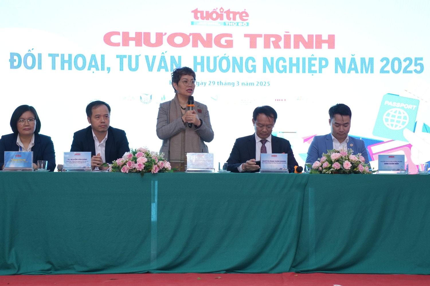 dai-bieu-nhan-dan-3-min.jpg