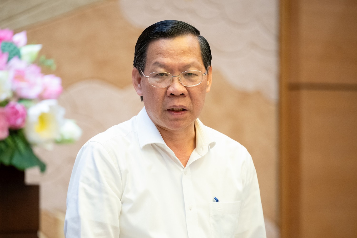 Chủ nhiệm Ủy ban Kinh tế và Tài chính Phan Văn Mãi phát biểu