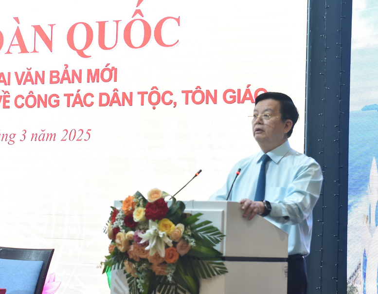 Phó Thủ tướng Mai Văn Chính phát biểu tại hội nghị. Ảnh: VGP/Giang Thanh