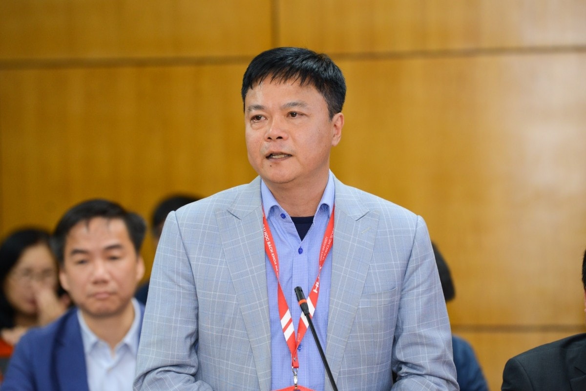 pgs-nguyen-phong-dien.jpg