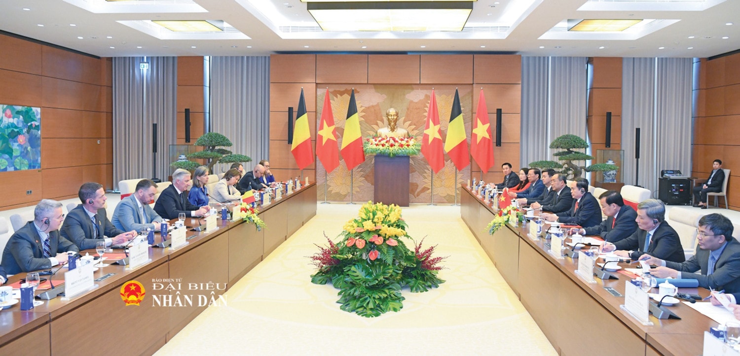 ctqh-tran-thanh-man12-3109.jpg