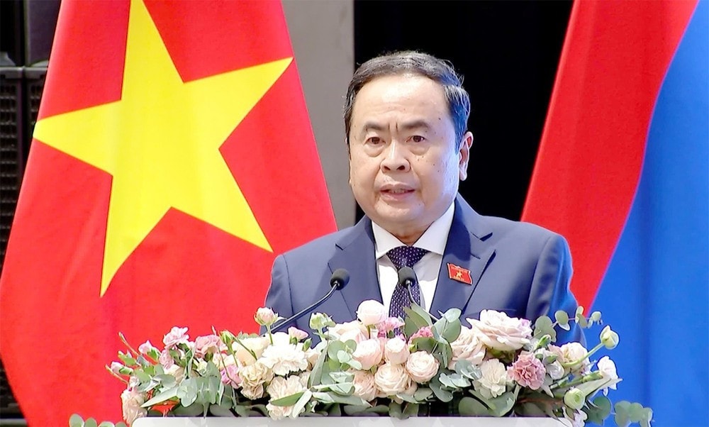 National Assembly Chairman Tran Thanh Man addresses the Vietnam - Armenia Business Forum in Yerevan on April 2. (Photo: VNA) img-8993.jpg