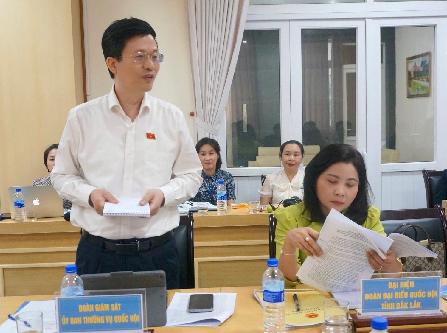 Ủy viên là đại biểu Quốc hội hoạt động chuyên trách tại Ủy ban Văn hóa và Xã hội Đỗ Chí Nghĩa phát biểu