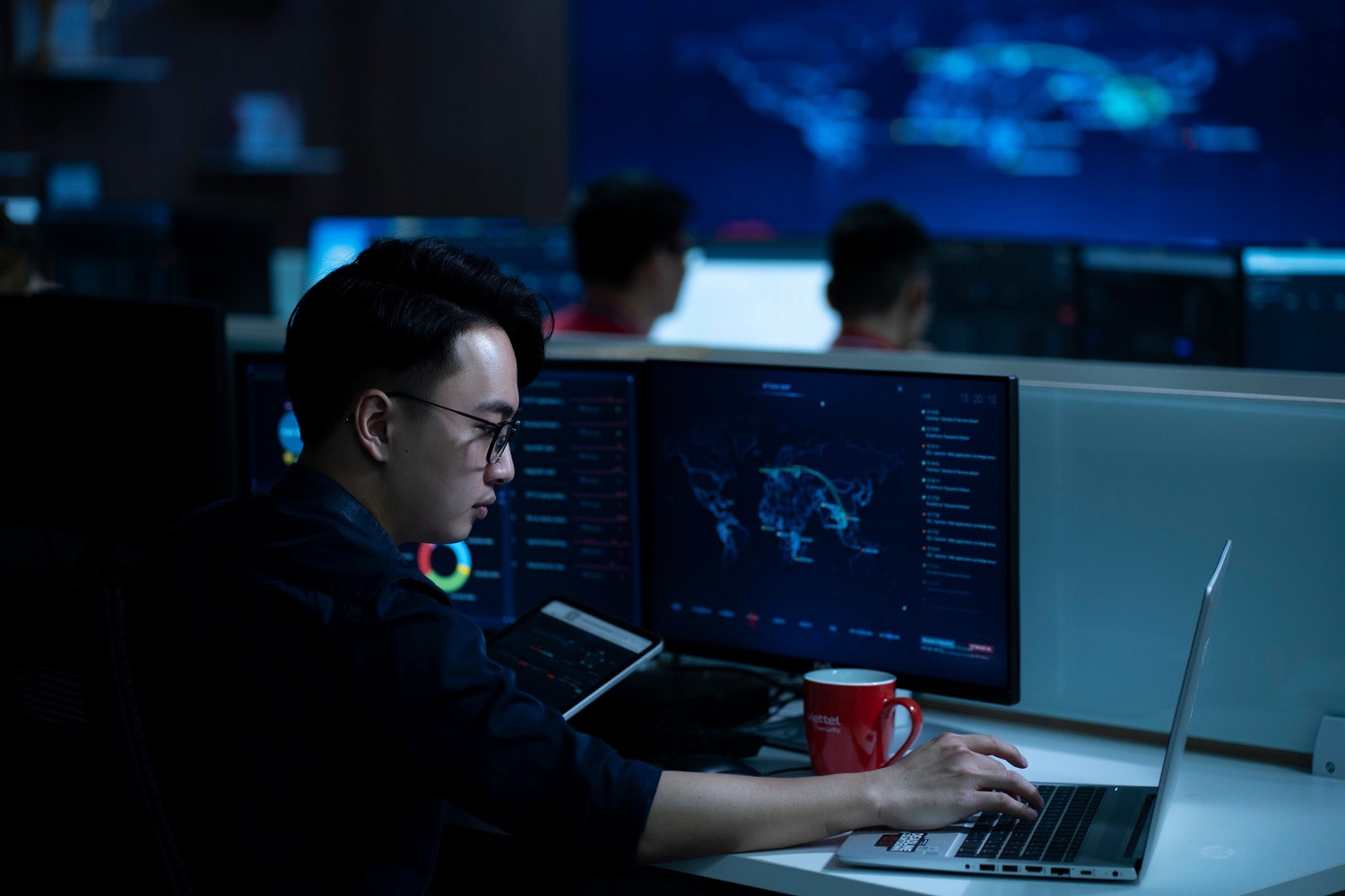 bao-cao-an-ninh-mang-viettel-cyber-security-2-4.jpg