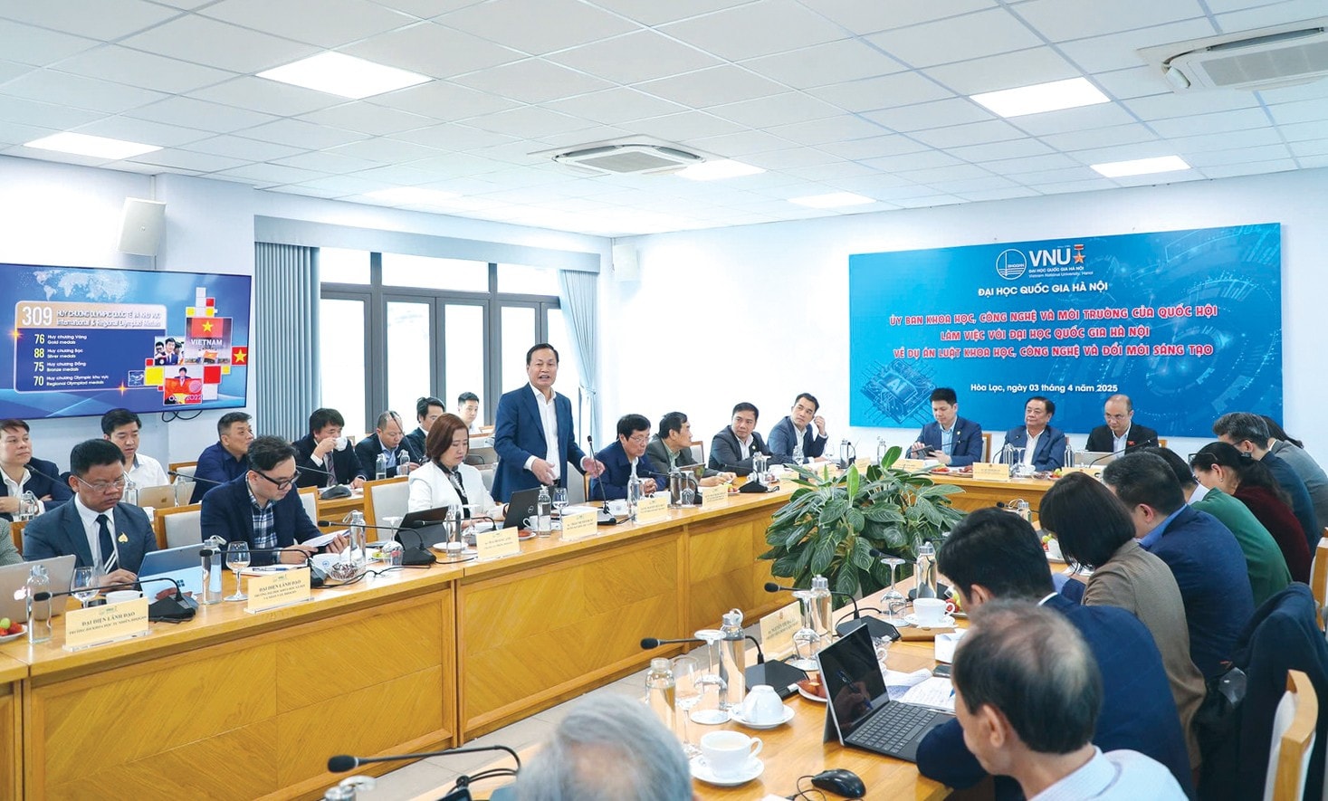 pctqh-le-minh-hoan03.jpg