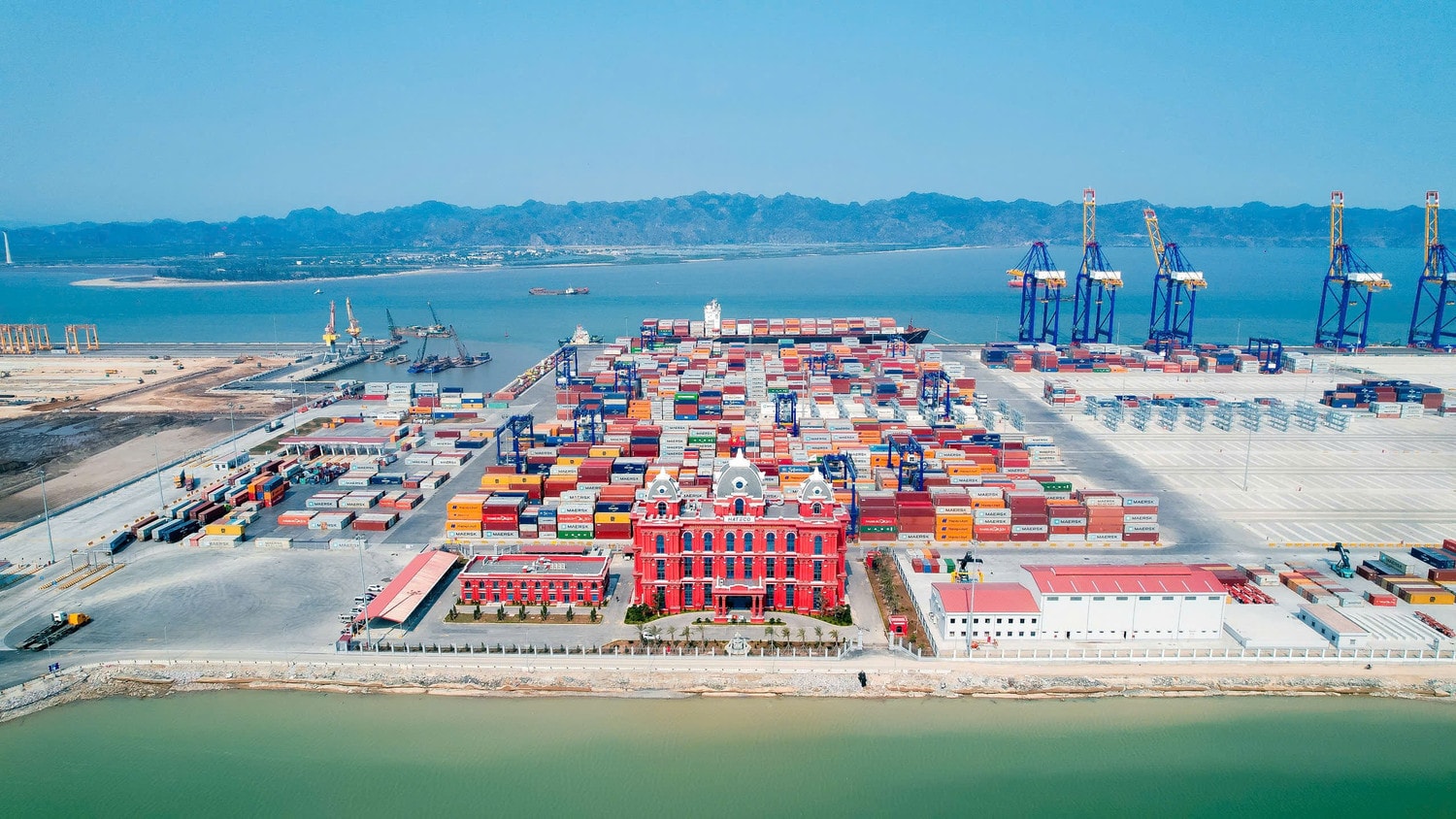 cang-quoc-te-hateco-5.jpg