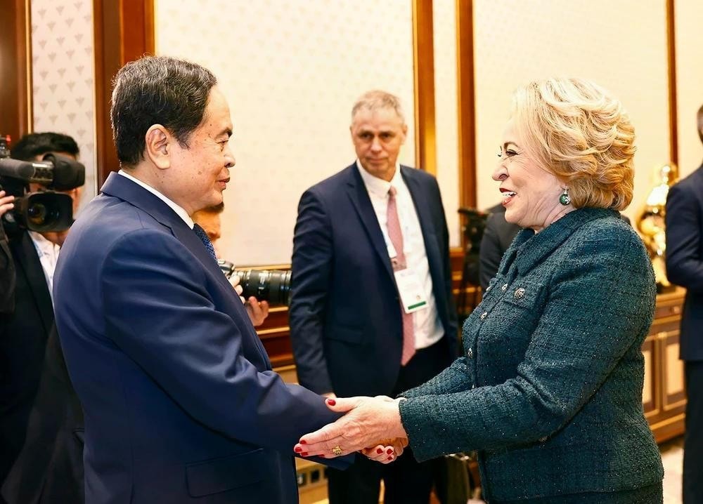 NA Chairman Tran Thanh Man meets with Speaker of the Federation Council of the Russian Federal Assembly Valentina Matviyenko within the framework of the 150th Assembly of the Inter-Parliamentary Union (IPU-150). (Photo: Lam Giang) img-9175.jpg