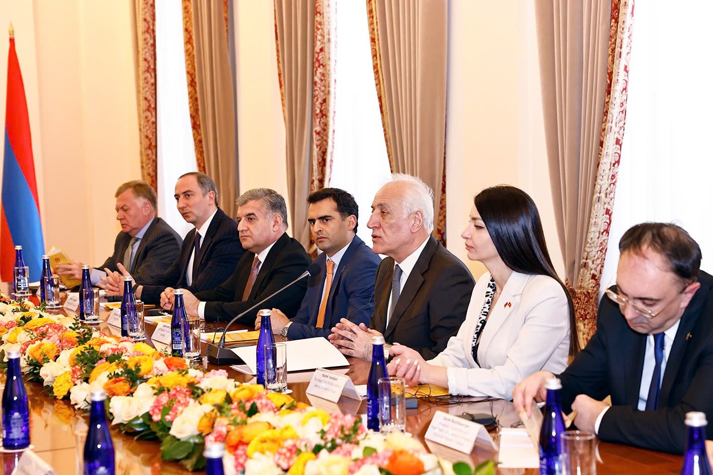 Tổng thống Armenia Vahagn Khachaturyan phát biểu tại cuộc hội kiến với Chủ tịch Quốc hội Trần Thanh Mẫn