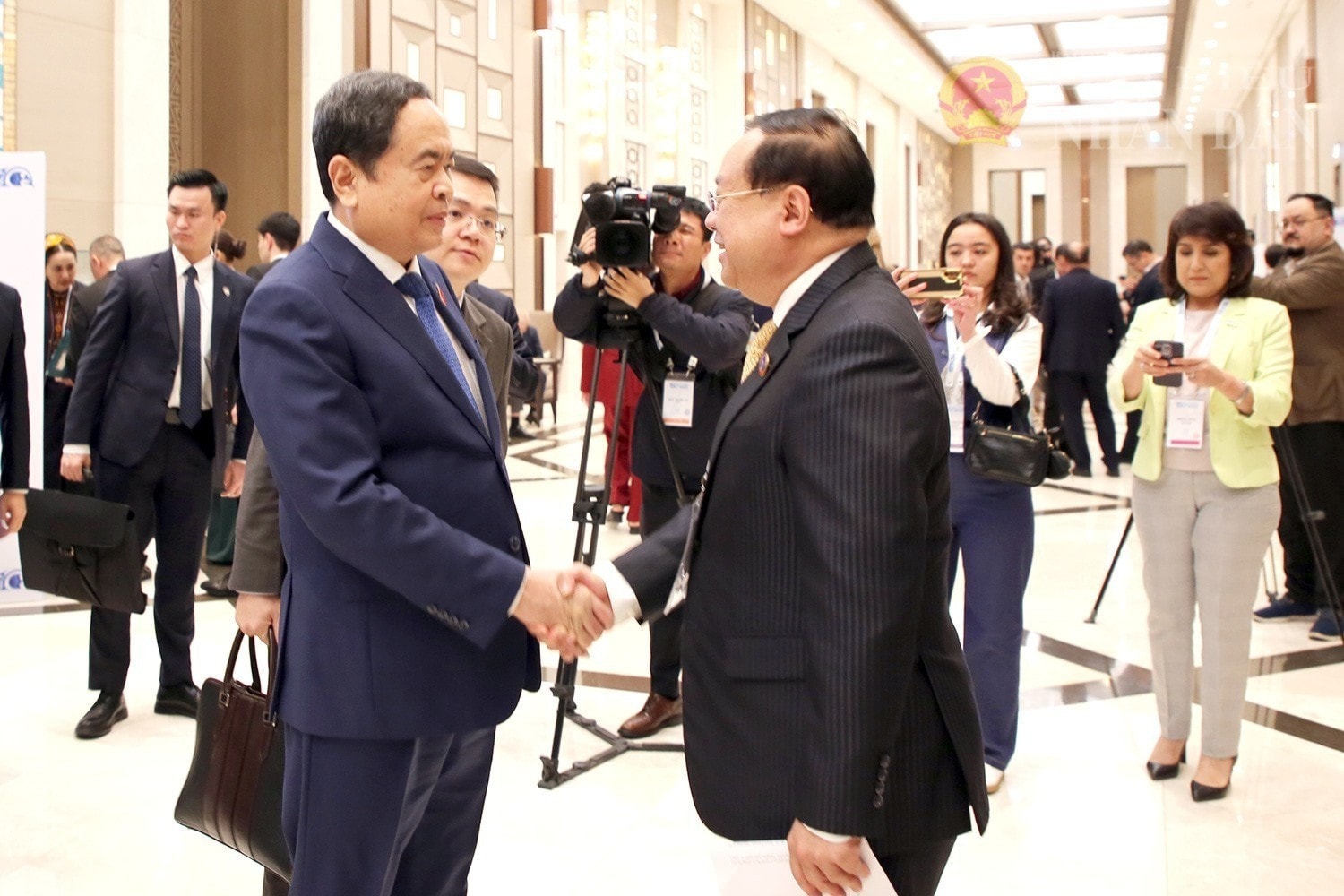 ctqh-lao02.jpg