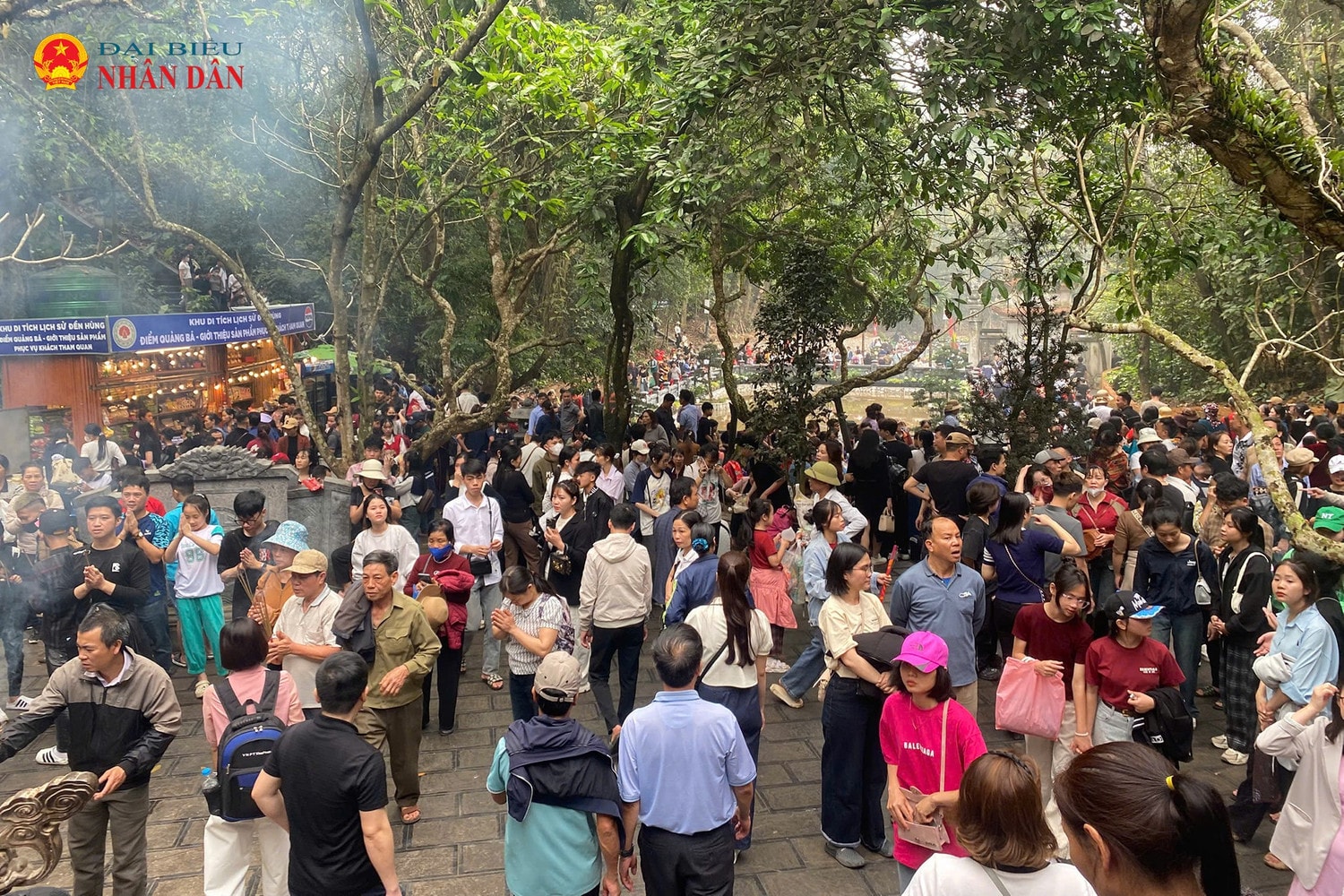 den-hung-7.jpg