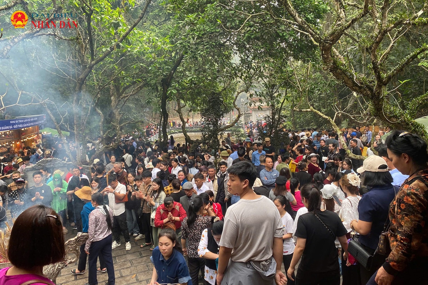 den-hung-5.jpg
