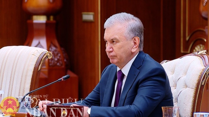 Uzbek President Shavkat Mirziyoyev at the meeting. (Photo: Lam Giang) hk-tthong-a4.jpg