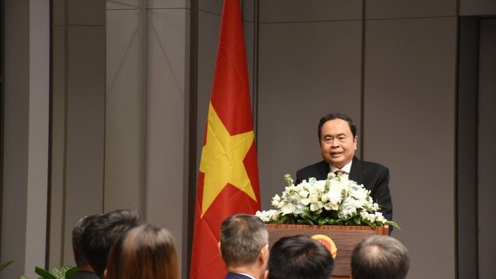 NA Chairman Tran Thanh Man speaks at the meeting (Photo: Lam Giang) z6486114814891-f07894d76e8edae72e5d45ecca77bc19-9709.jpg