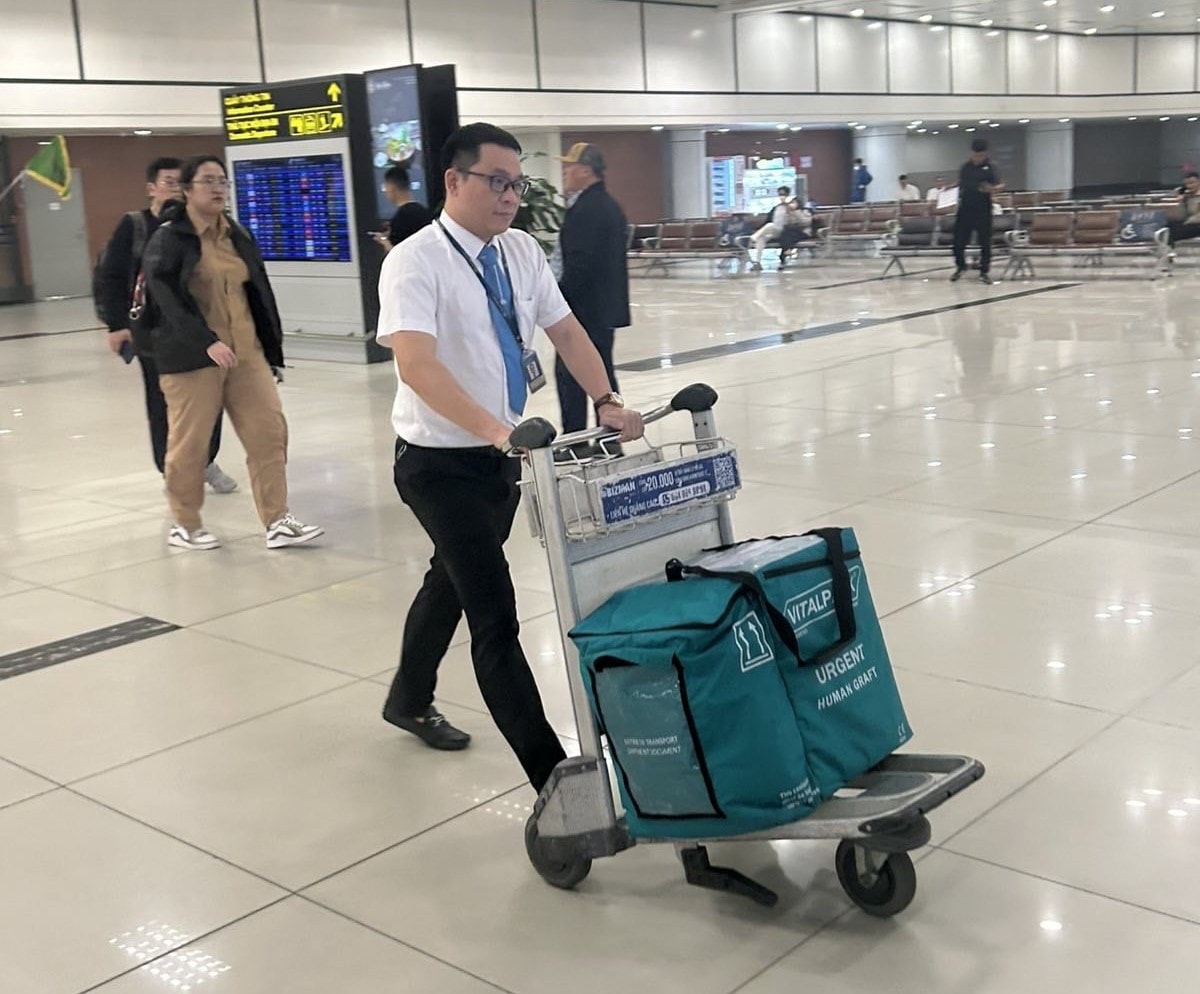 anh-3-chuyen-bay-dac-biet-van-chuyen-tang-cua-vietnam-airlines-anh-vna.jpg