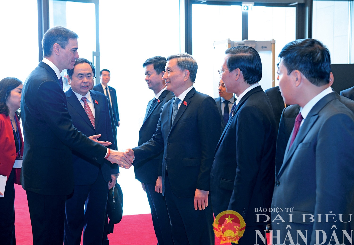dbnd_br_ctqh-tran-thanh-man-tbn7.jpg