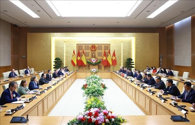 Thủ tướng Phạm Minh Chính hội đàm với Thủ tướng Tây Ban Nha Pedro Sánchez. Ảnh: Dương Giang/TTXVN