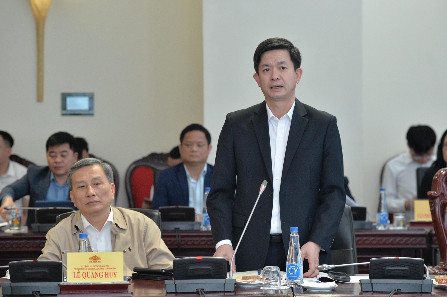 Tổng Thư ký Quốc hội, Chủ nhiệm Văn phòng Quốc hội Lê Quang Tùng phát biểu. Ảnh: Hồ Long