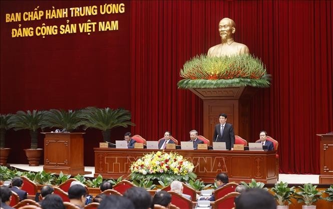 Ủy viên Bộ Chính trị, Chủ tịch nước Lương Cường điều hành Phiên khai mạc Hội nghị lần thứ 11 Ban Chấp hành Trung ương Đảng khóa XIII. Ảnh: TTXVN