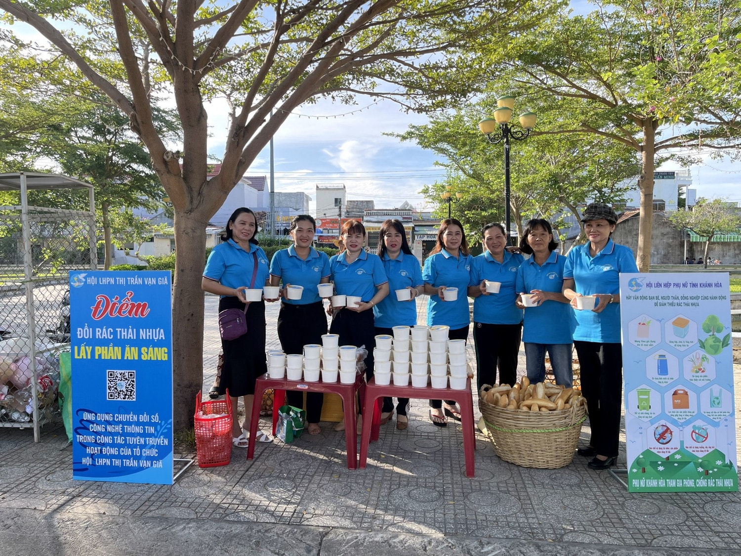 rac-thai-nhua.jpg