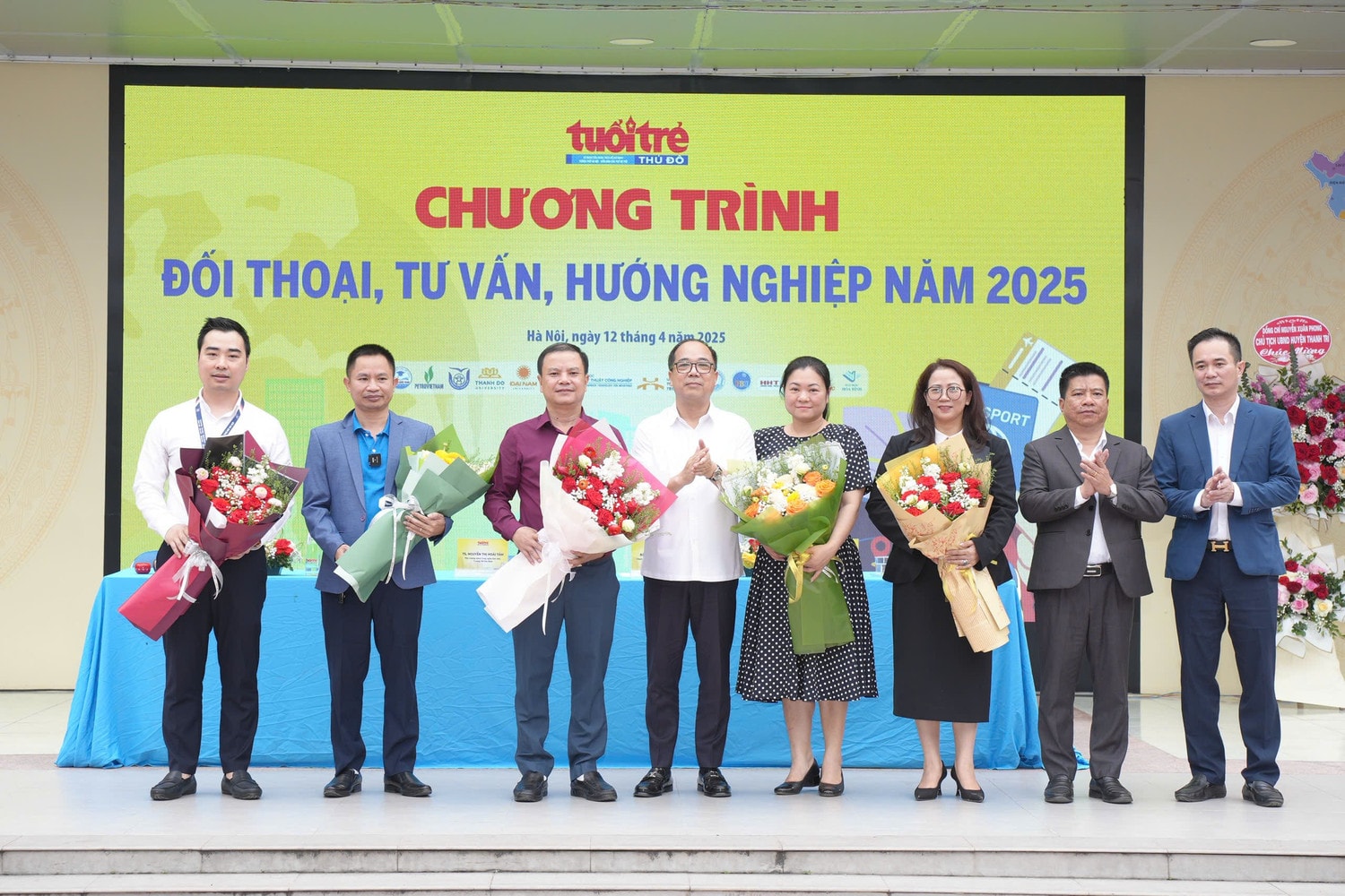 anh-1-tu-van-2.jpg