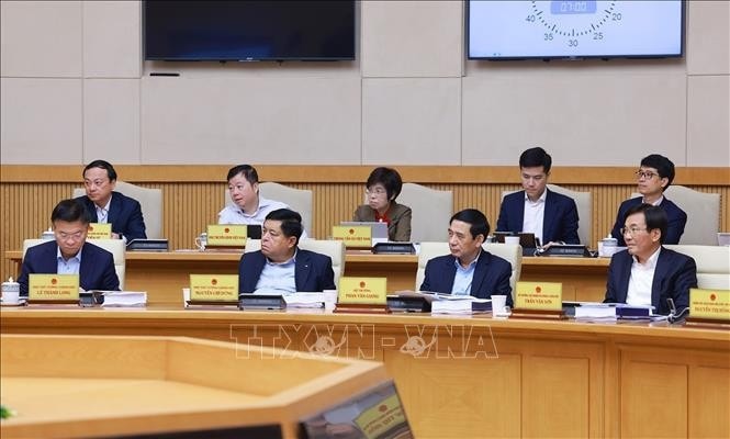 vna-potal-thu-tuong-chu-tri-phien-hop-chinh-phu-chuyen-de-ve-xay-dung-phap-luat-thang-42025-stand-5.jpg