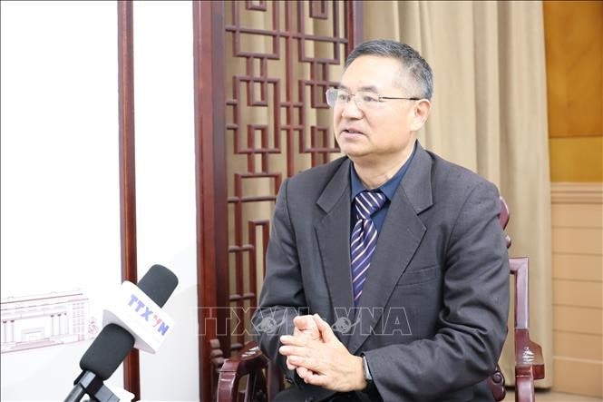 Giáo sư, Tiến sĩ Thành Hán Bình, Giám đốc Trung tâm nghiên cứu Việt Nam thuộc Đại học Công nghiệp Chiết Giang (Trung Quốc).
