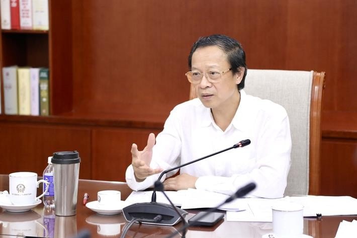 2trien-khai-nang-luc-so-doi-voi-hoc-sinh-va-giao-vien-than-trong-ky-luong-nhung-khong-cau-toan-2.jpg