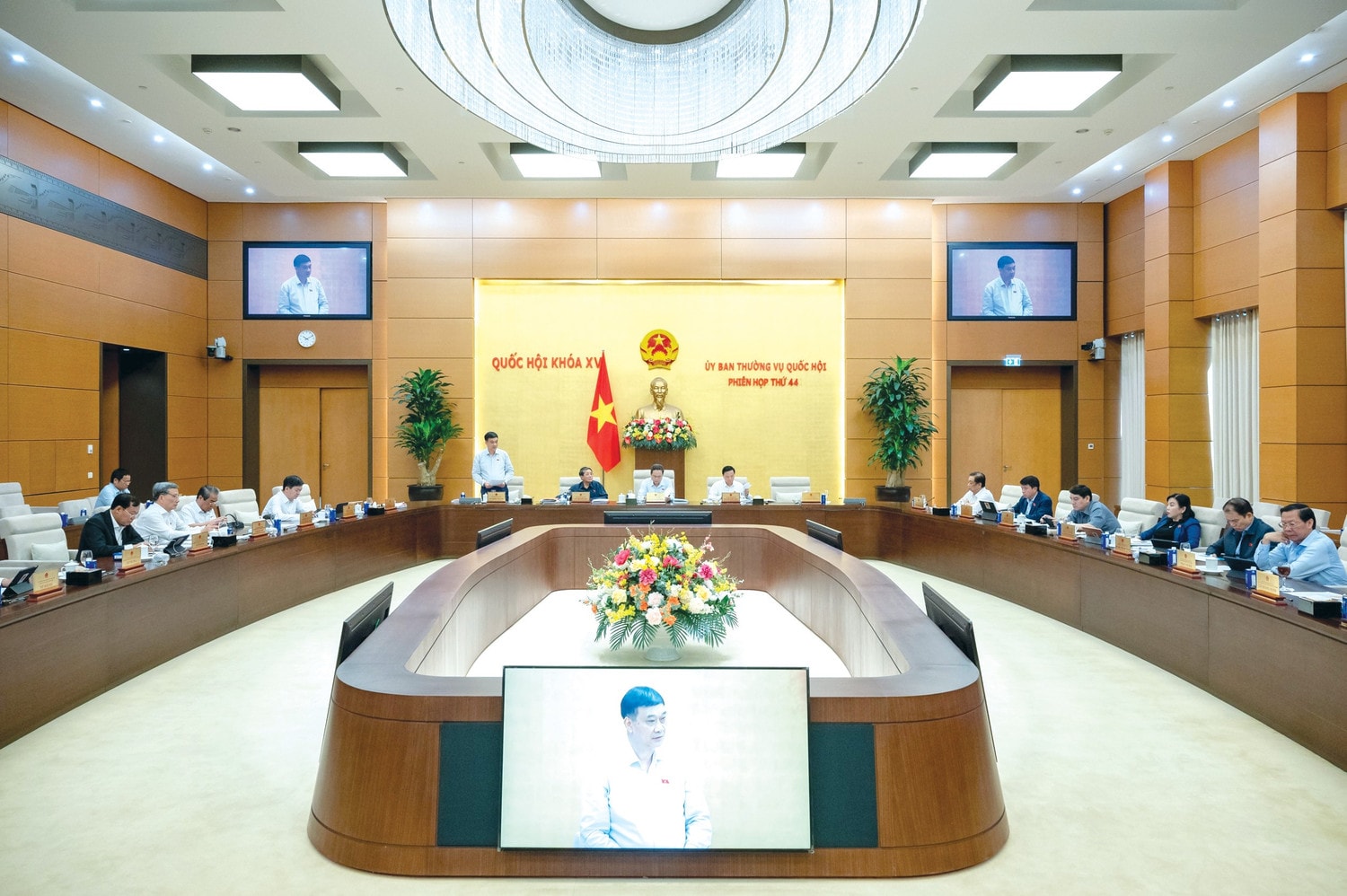 toan-canh-vu-hong-thanh1.jpg