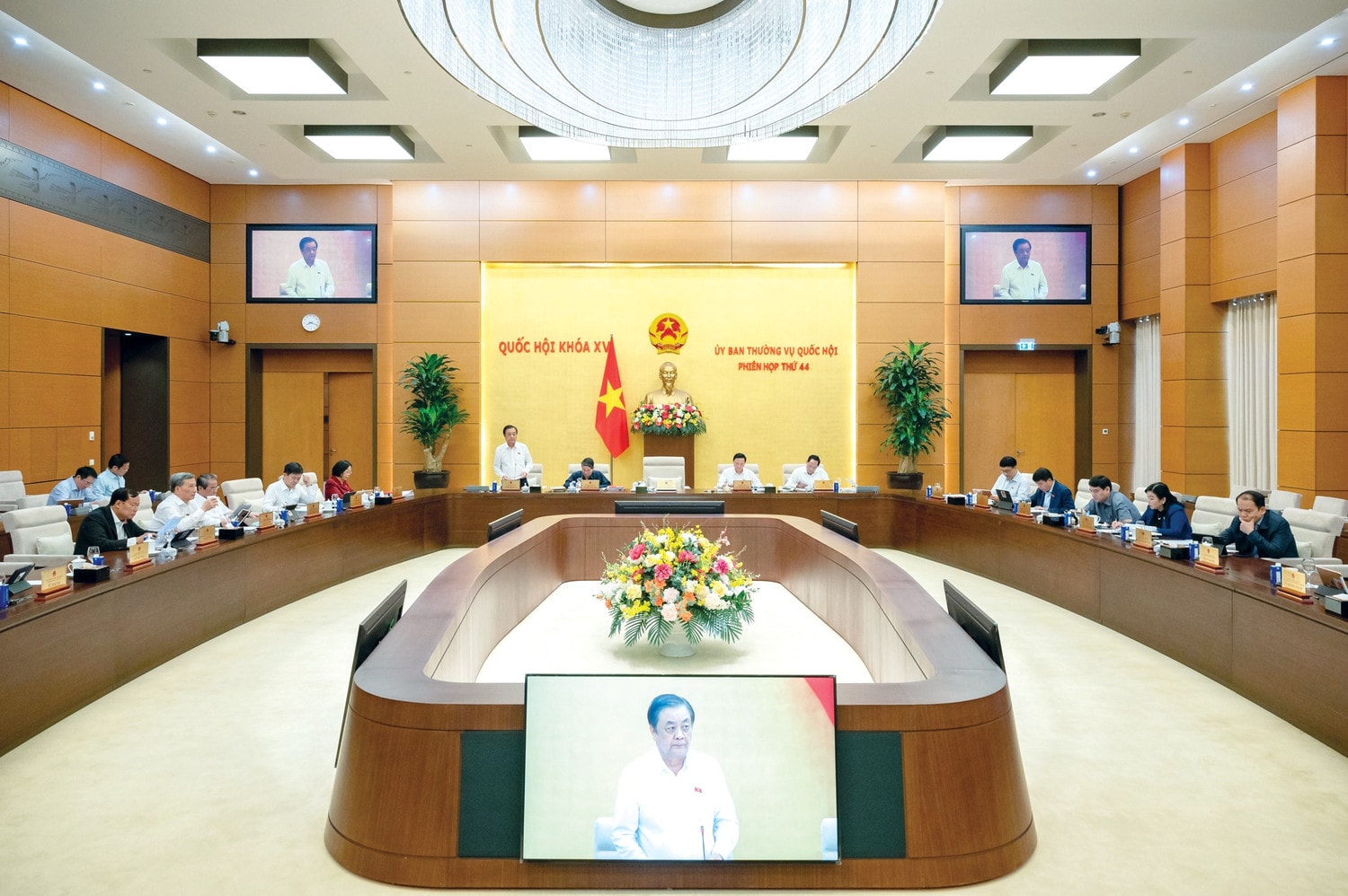 ubtv-sang2.jpg