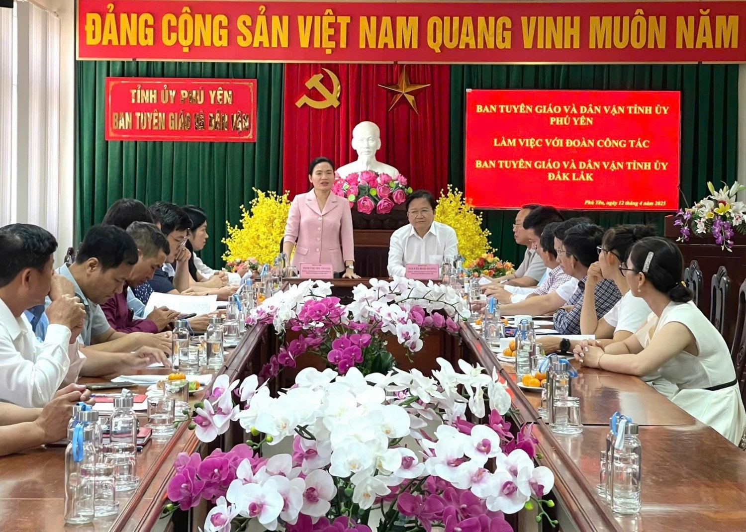 a2.jpg