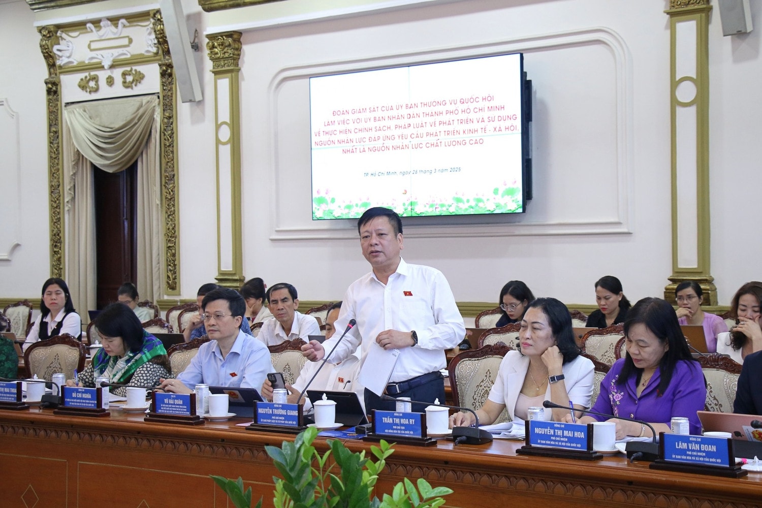 Đoàn giám sát của Ủy ban Thường vụ Quốc hội làm việc với UBND TP. Hồ Chí Minh