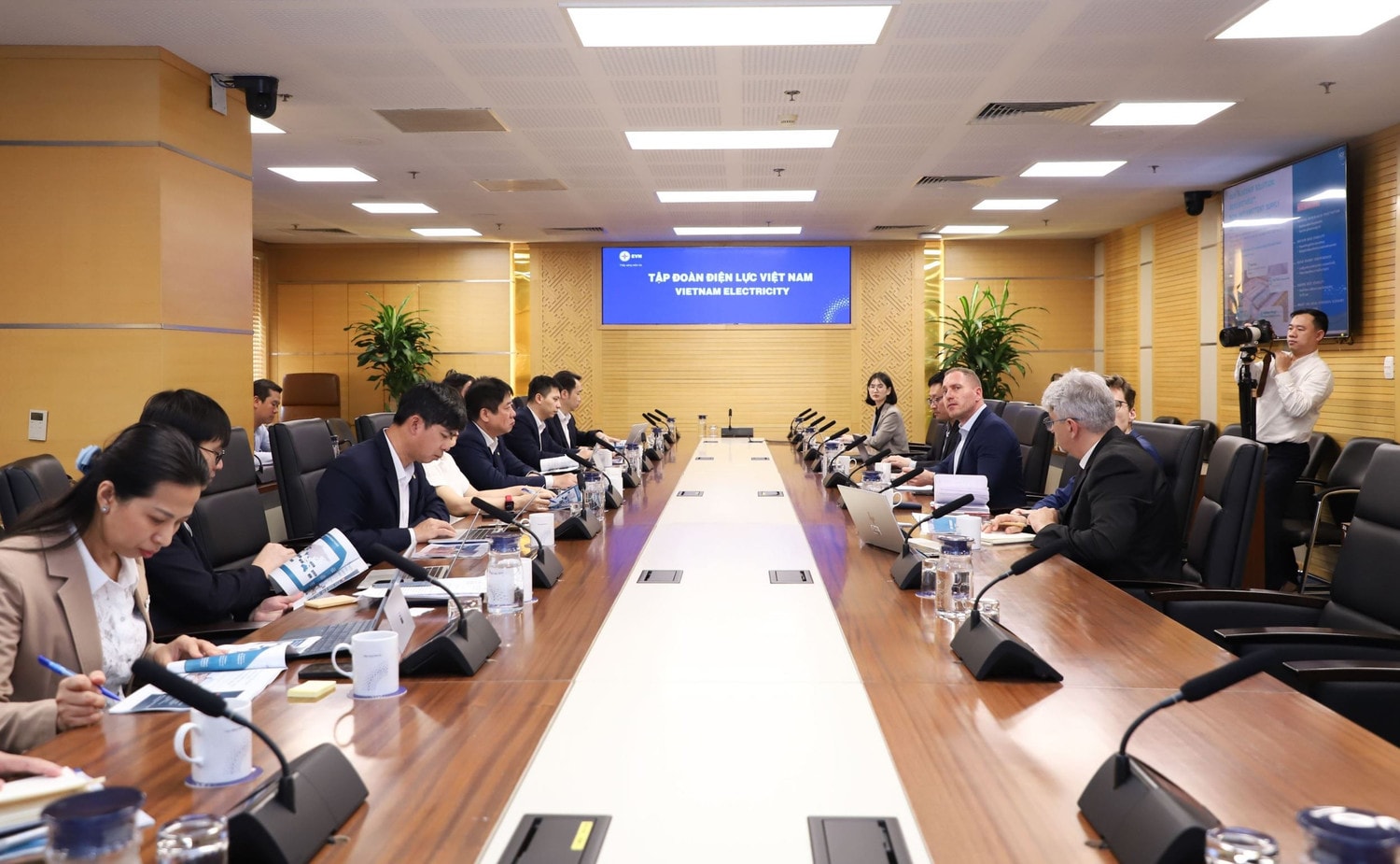 ptgdevntiephdf140425anh1.jpg