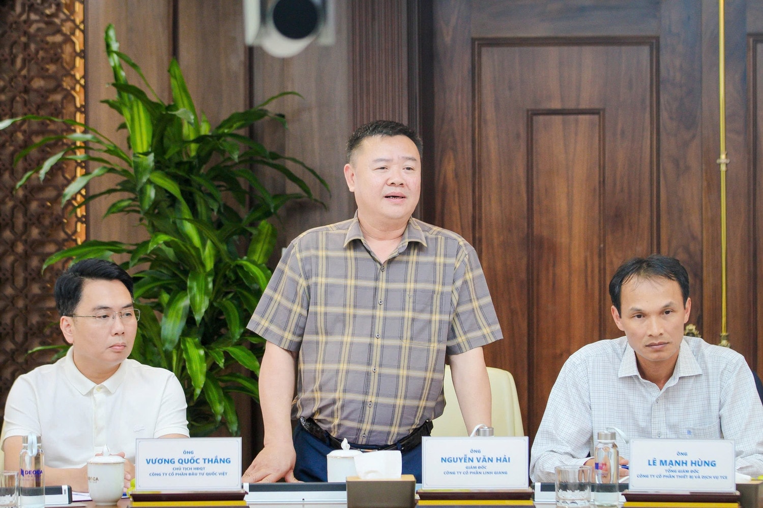 ong-nguyen-van-hai-tong-giam-doc-ctcp-linh-giang-phat-bieu-tai-hoi-nghi.jpg