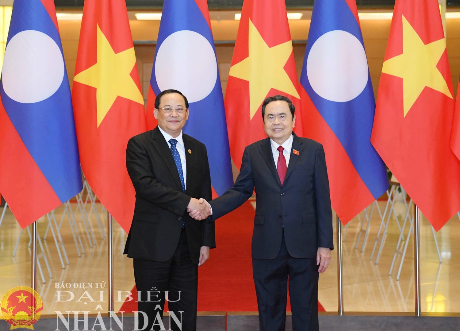 dbnd_bl_chu-tich-qh-tran-thanh-man-va-thu-tuong-lao-sonexay-siphandone2-5444.jpg