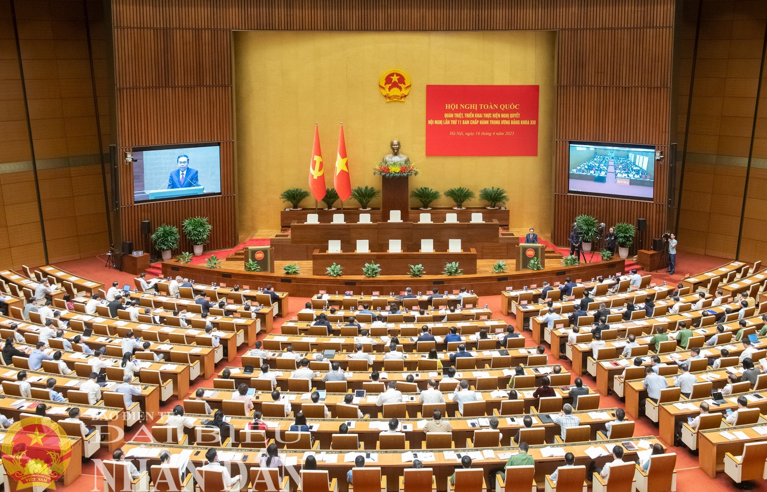 dbnd_bl_toan-canh-ctqh.jpg