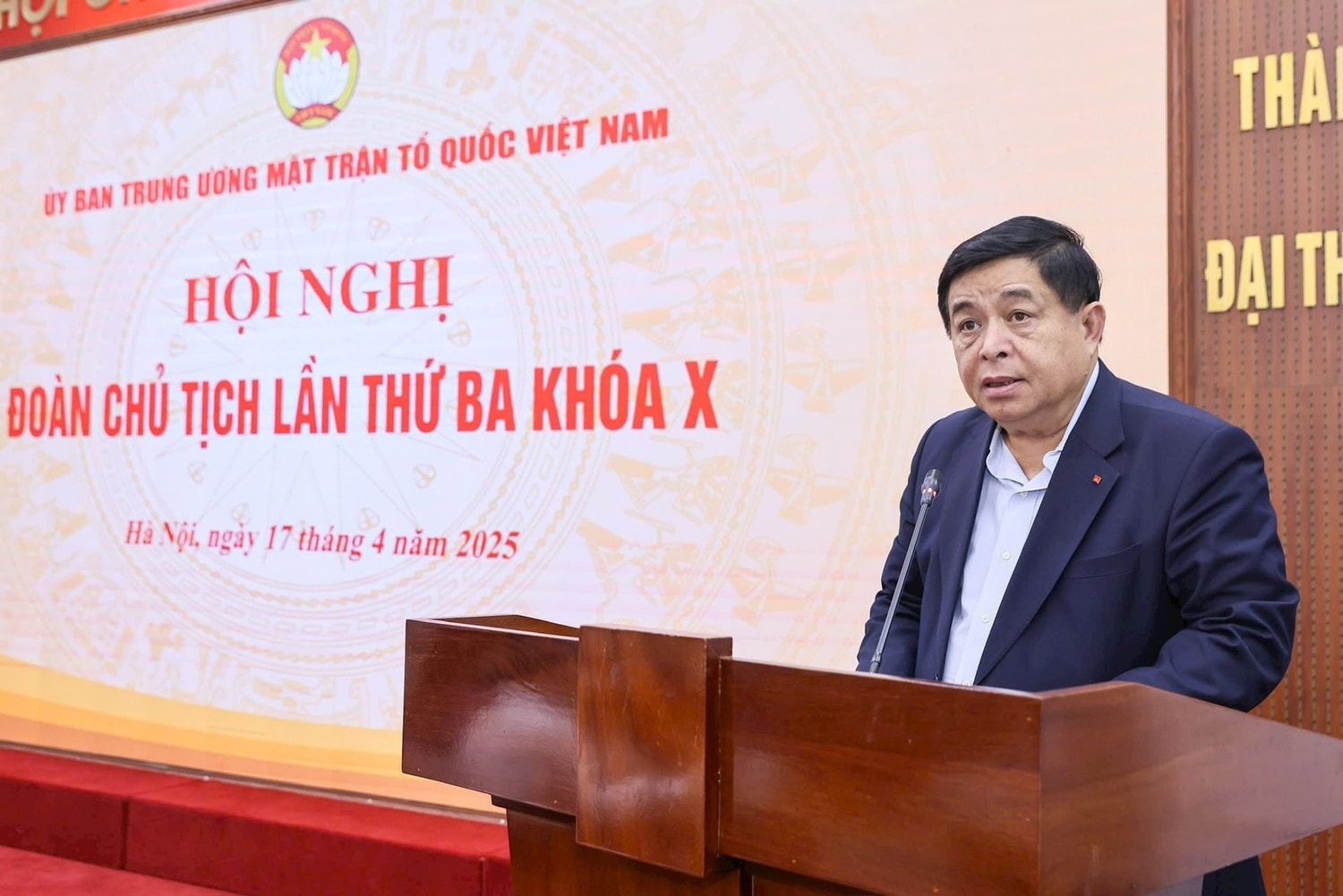 Phó Thủ tướng Chính phủ Nguyễn Chí Dũng phát biểu