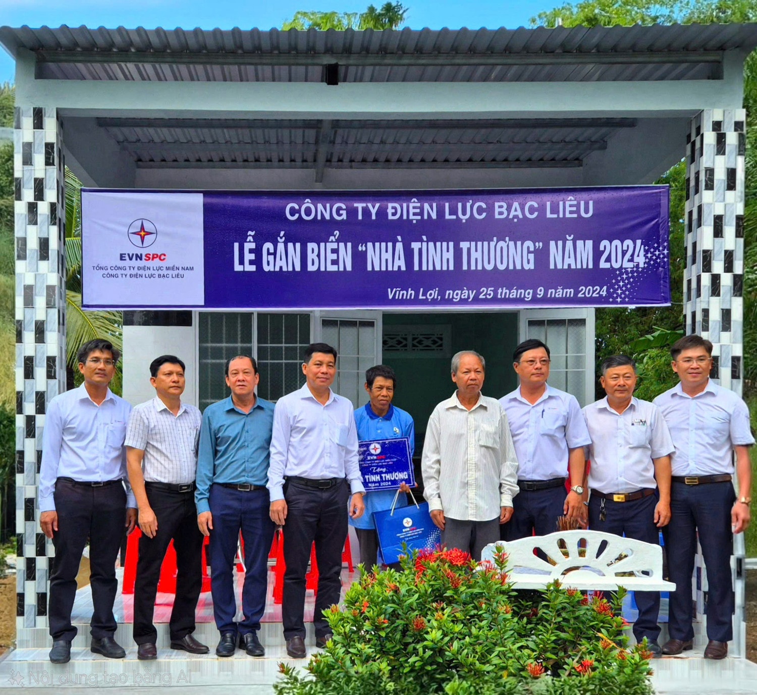 8-evnspc-trao-nha-tinh-nghia-tren-dia-ban-tinh-bac-lieu.jpg
