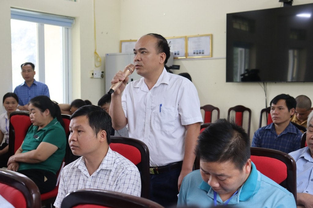135637-cu-tri-xa-hong-nam-hoa-an-kien-nghi-tai-buoi-tiep-xuc-10184417.jpg