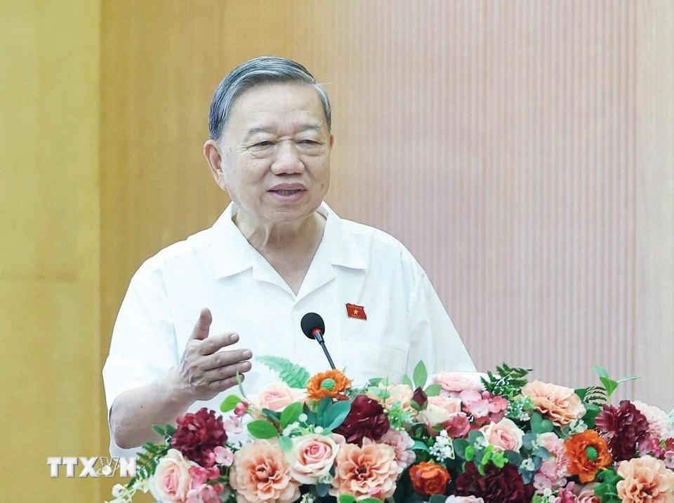 Tổng Bí thư Tô Lâm phát biểu tại cuộc tiếp xúc cử tri. Ảnh: Thống Nhất/TTXVN