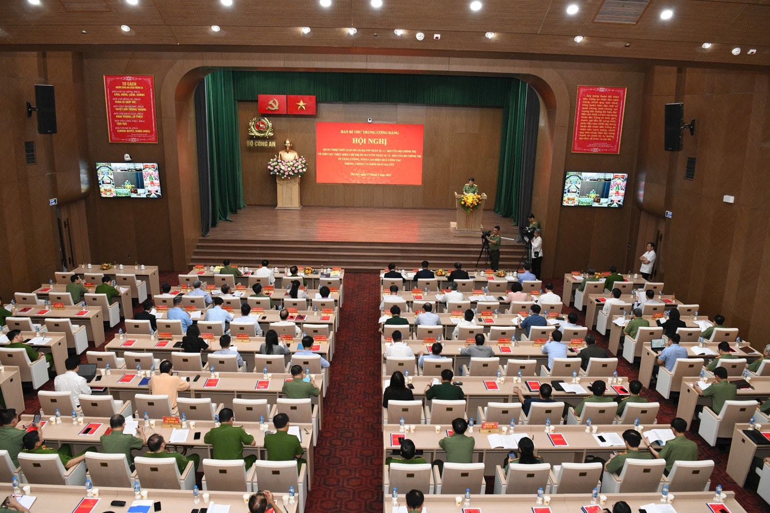 qcanh-hgnhi-mt-17.jpg