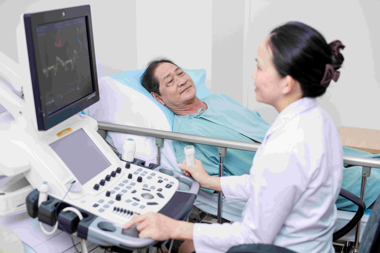anh-3-benh-nhan-tai-viet-nam-co-the-chuyen-tuyen-den-cac-benh-vien-hang-dau-thuoc-he-thong-cleveland-clinic-tai-hoa-ky.jpg