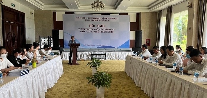 trung-tam-dich-vu-viec-lam-tinh-binh-thuan-to-chuc-hoi-nghi-tuyen-truyen-chinh-sach-bao-hiem-that-nghiep-cho-cong-nhan-vien-chuc-nguoi-lao-dong-anh-ldxh.jpg