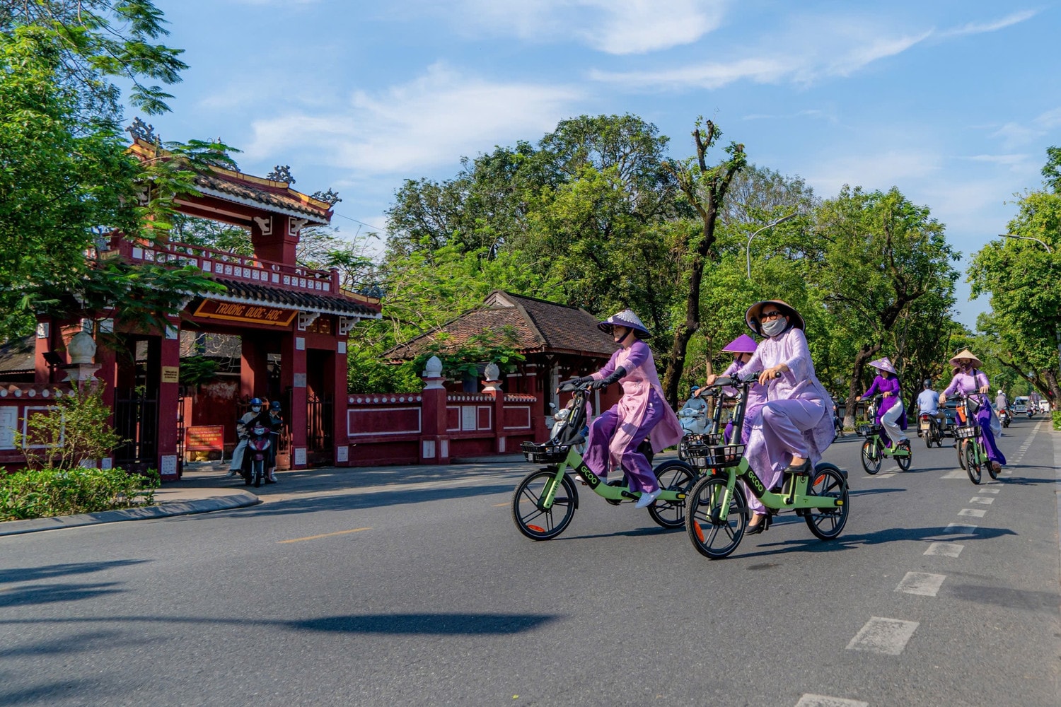 hue-xanh.jpg