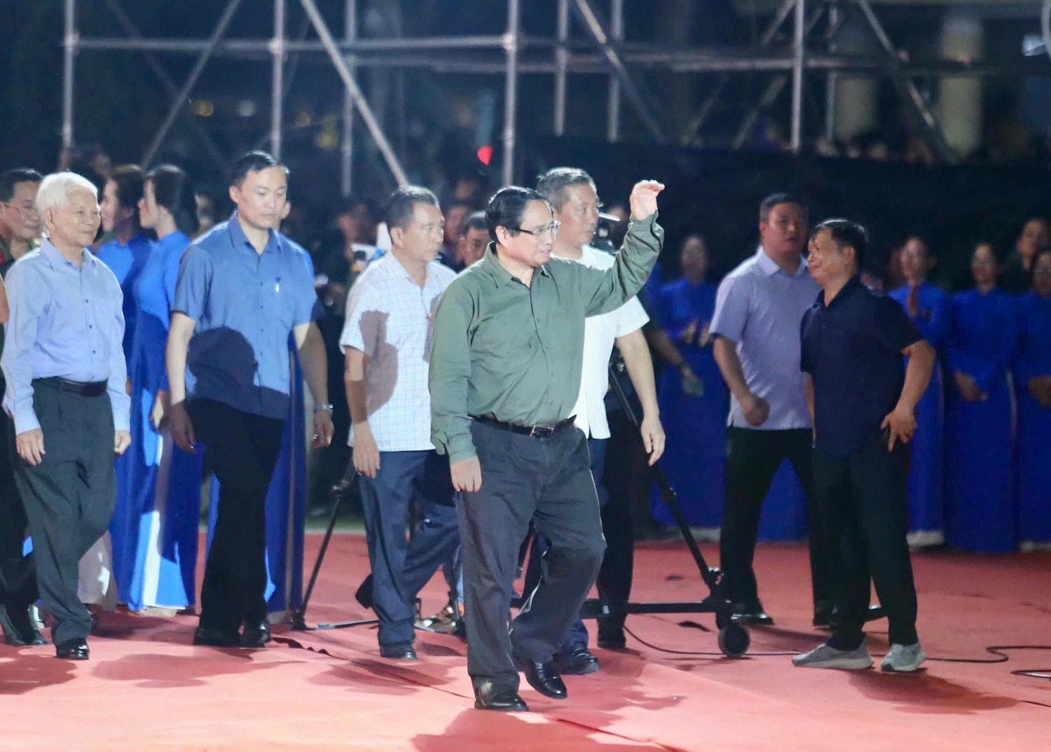 ky-uc-de-lai-thu-tuong-du-chuong-trinh-5-17450763354642119090517.jpg