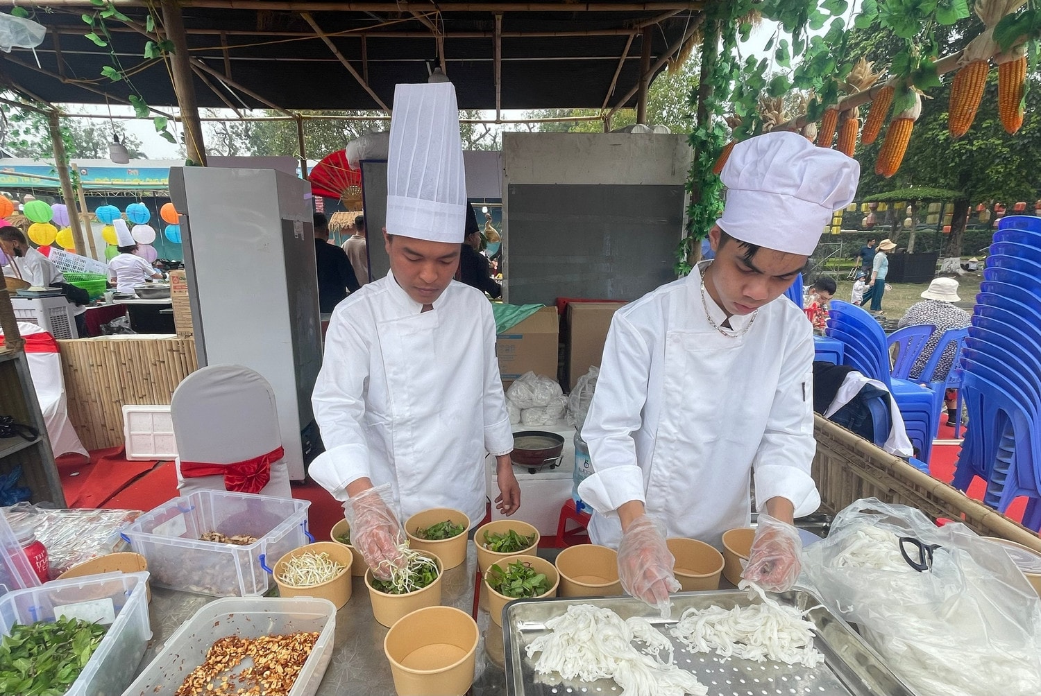 Phở chua ngọt của Cẩm Điền quán
