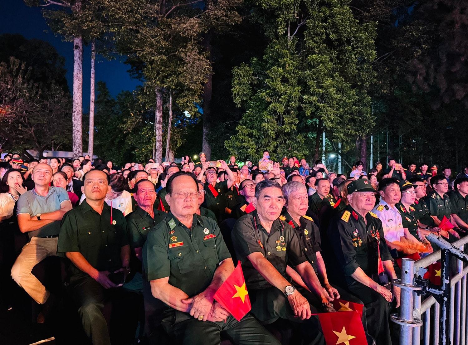 Sự kiện thu hút đông đảo người dân và du khách tham dự. Ảnh: Hoa Lê