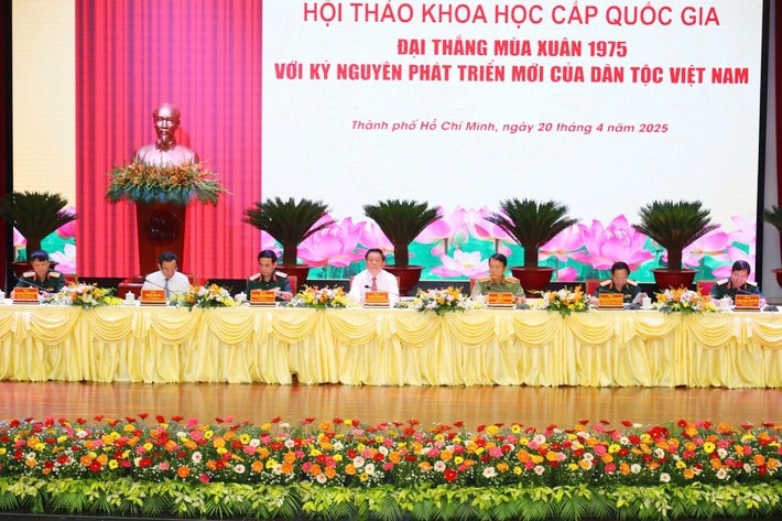 hoithao.jpg